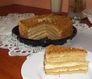 Medovník – Czech Honey Cake